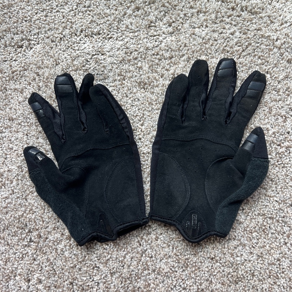 Black Touchscreen Gloves